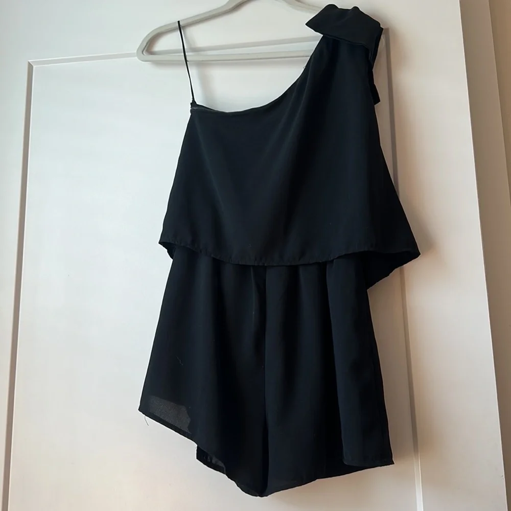 Impeccable Pig One shoulder Romper